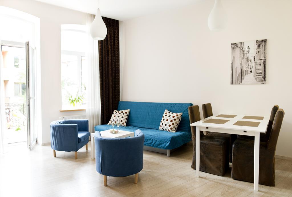 וילנה Bright Apartment In Old Town By Urban Rent מראה חיצוני תמונה